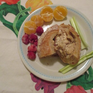 Clam Dip in Boule, the leftovers